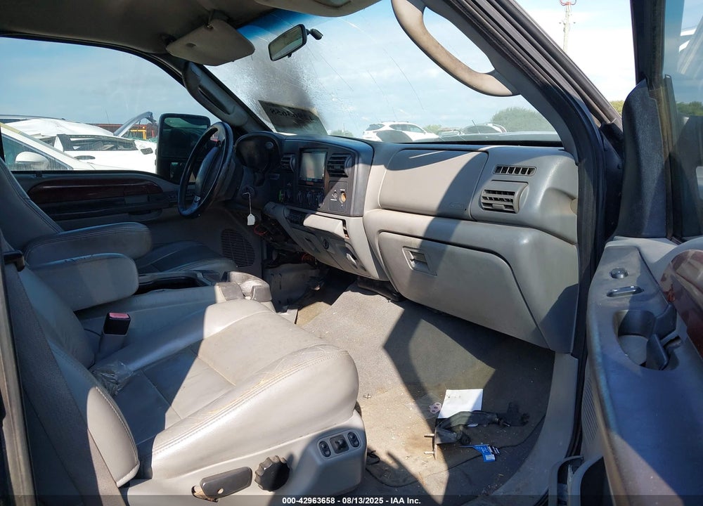 2006 FORD F-350 LARIAT/XL/XLT VIN: 1FTWW31P66EC87667