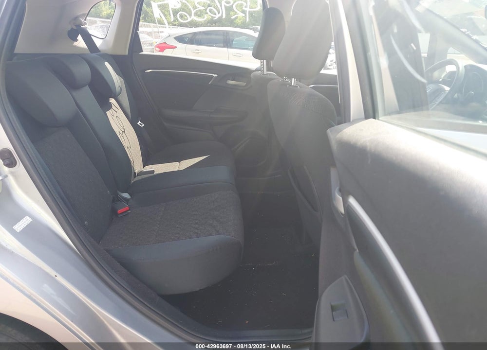 2017 HONDA FIT VIN: JHMGK5H52HS015281