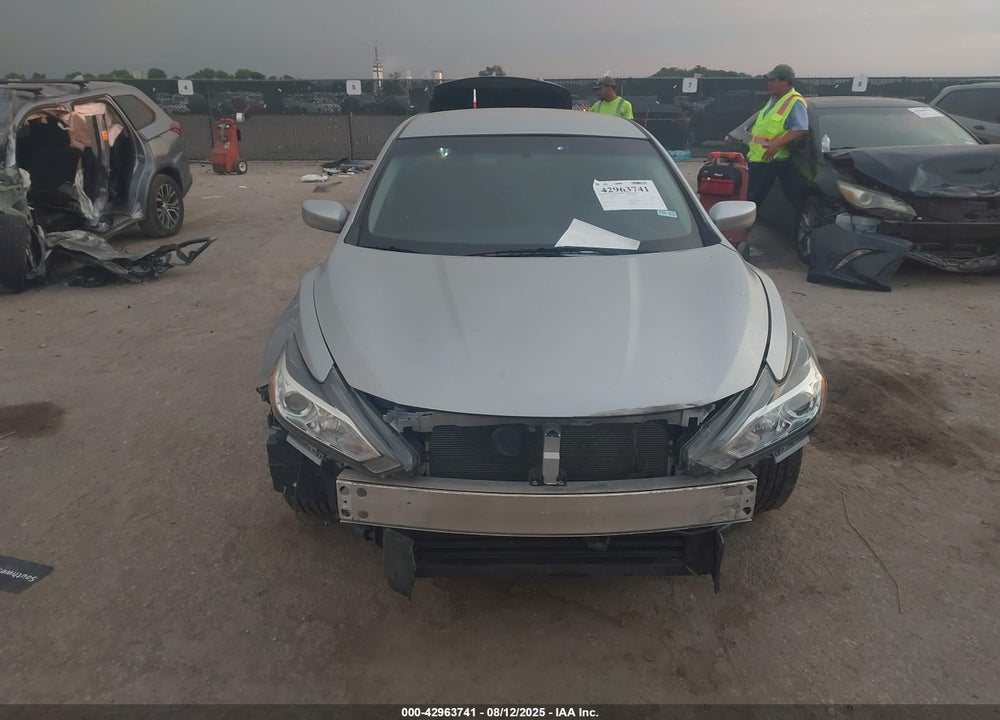 2017 NISSAN ALTIMA VIN: 1N4AL3AP8HN341921
