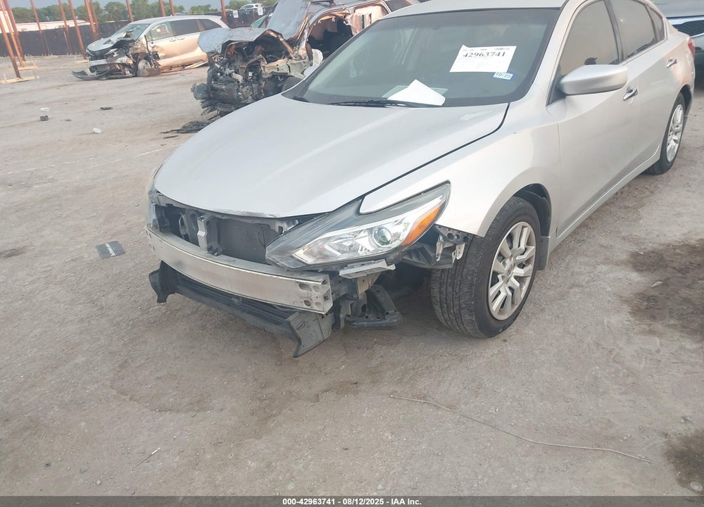 2017 NISSAN ALTIMA VIN: 1N4AL3AP8HN341921