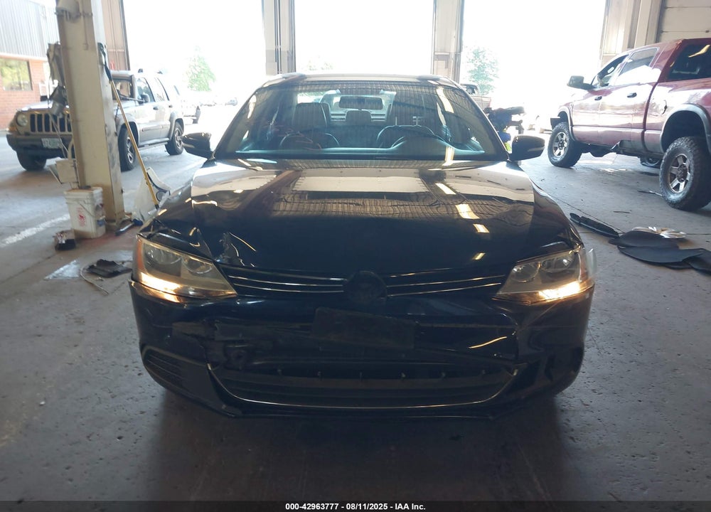 2013 VOLKSWAGEN JETTA VIN: 3VWDP7AJ9DM420630
