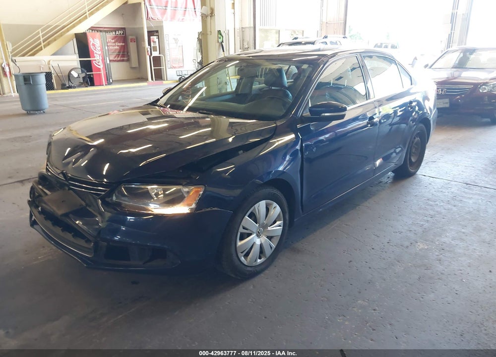 2013 VOLKSWAGEN JETTA VIN: 3VWDP7AJ9DM420630