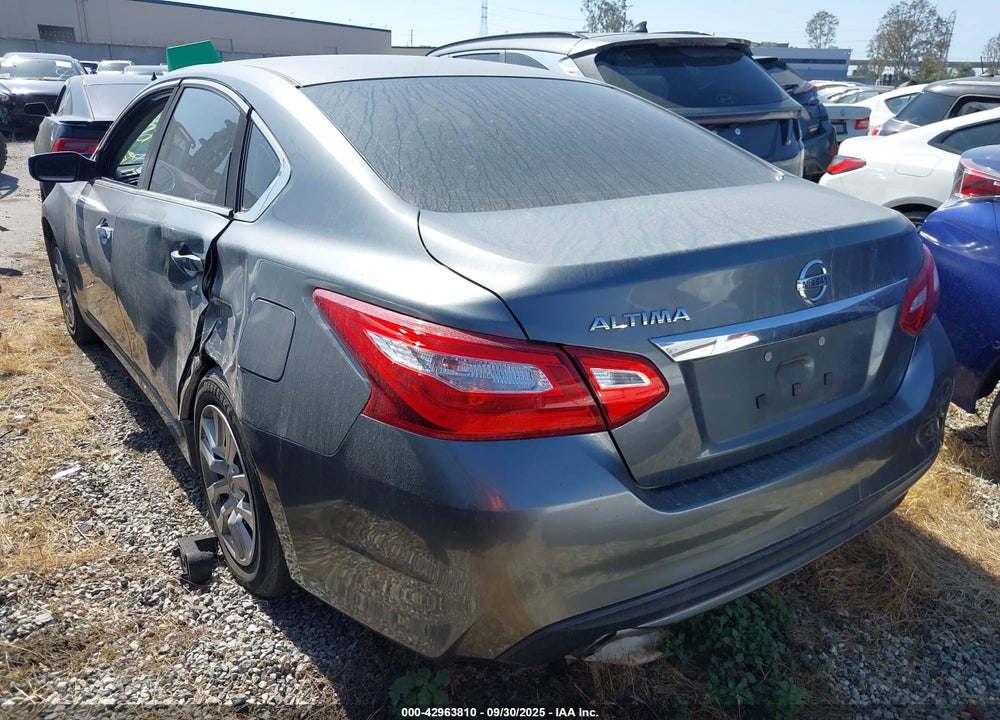 2017 NISSAN ALTIMA VIN: 1N4AL3AP1HN335149