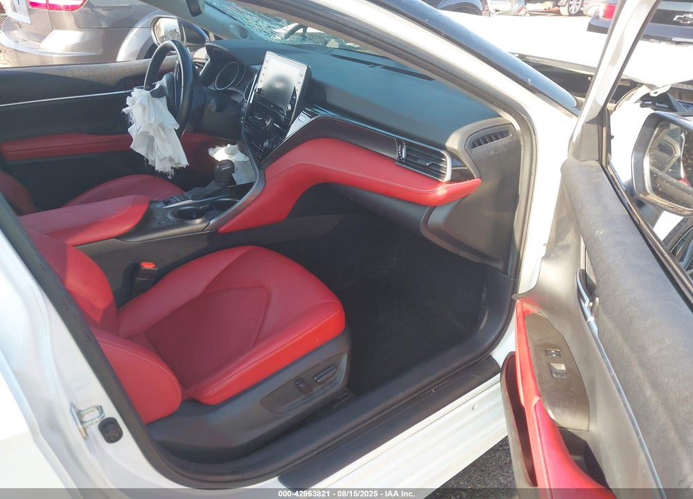 2021 TOYOTA CAMRY XSE HYBRID VIN: 4T1K31AK6MU020317