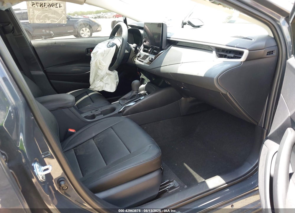 2025 TOYOTA COROLLA LE VIN: 5YFB4MDE0SP239258