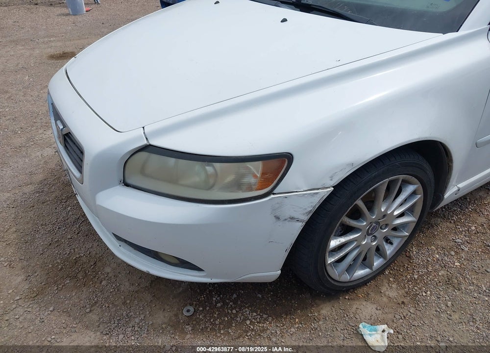 2009 VOLVO S40 2.4I VIN: YV1MS382X92462600