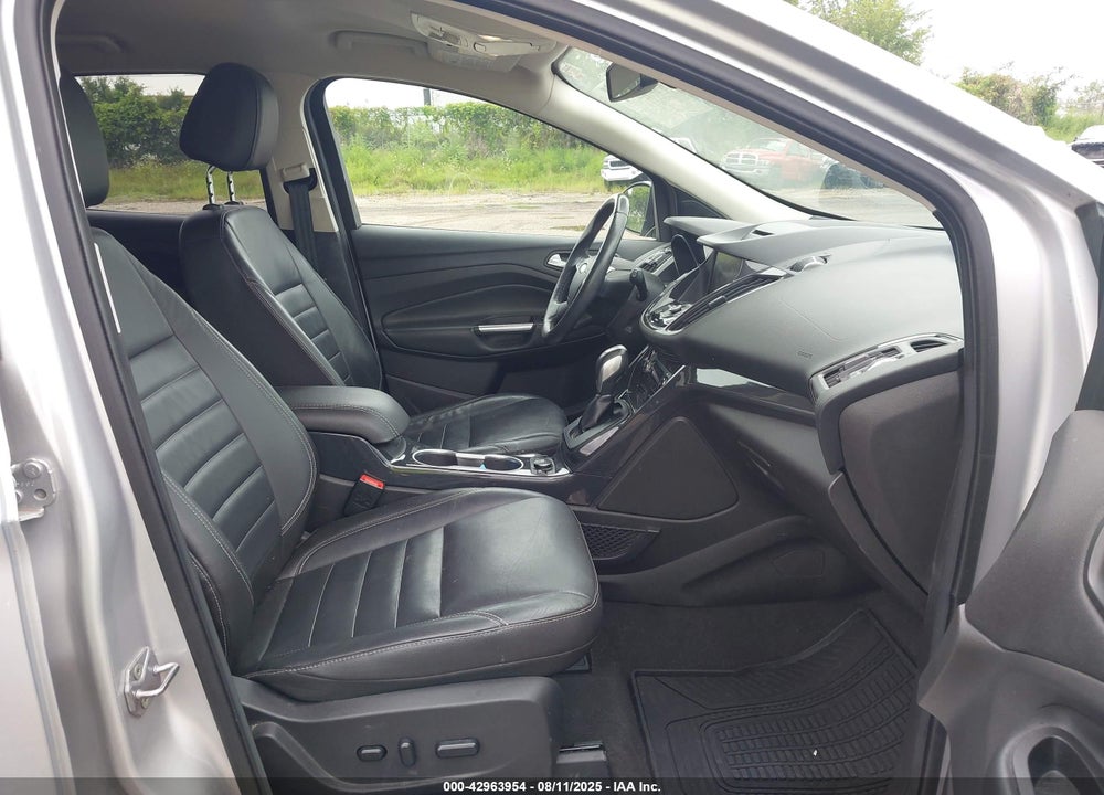 2015 FORD ESCAPE TITANIUM VIN: 1FMCU9J91FUA52379