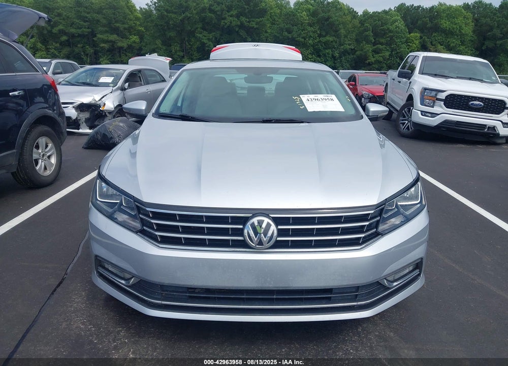 2016 VOLKSWAGEN PASSAT VIN: 1VWBS7A30GC061780