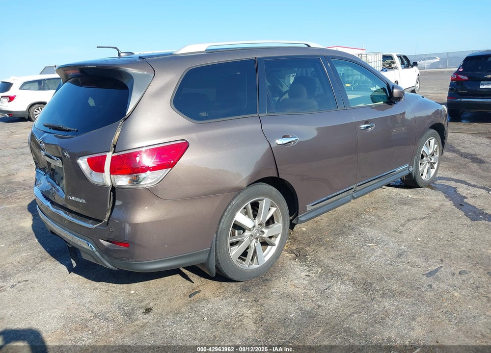 2015 NISSAN PATHFINDER VIN: 5N1AR2MN7FC604403
