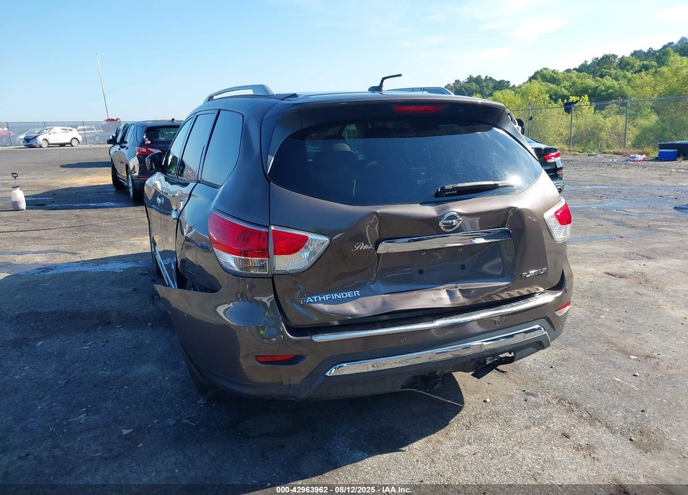 2015 NISSAN PATHFINDER VIN: 5N1AR2MN7FC604403