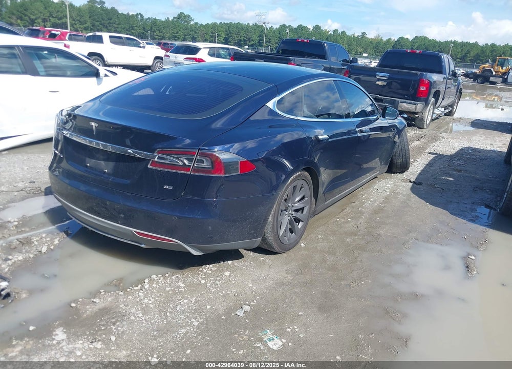 2014 TESLA MODEL S VIN: 5YJSA1H19EFP33830