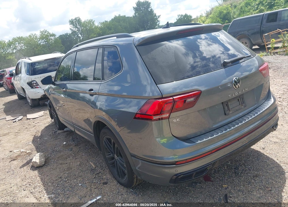 2022 VOLKSWAGEN TIGUAN 2.0T SE R-LINE BLACK VIN: 3VV8B7AX5NM011955