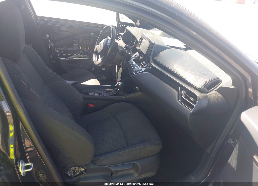 2018 TOYOTA C-HR XLE VIN: NMTKHMBX5JR022155