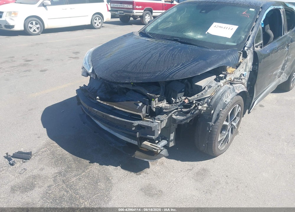 2018 TOYOTA C-HR XLE VIN: NMTKHMBX5JR022155