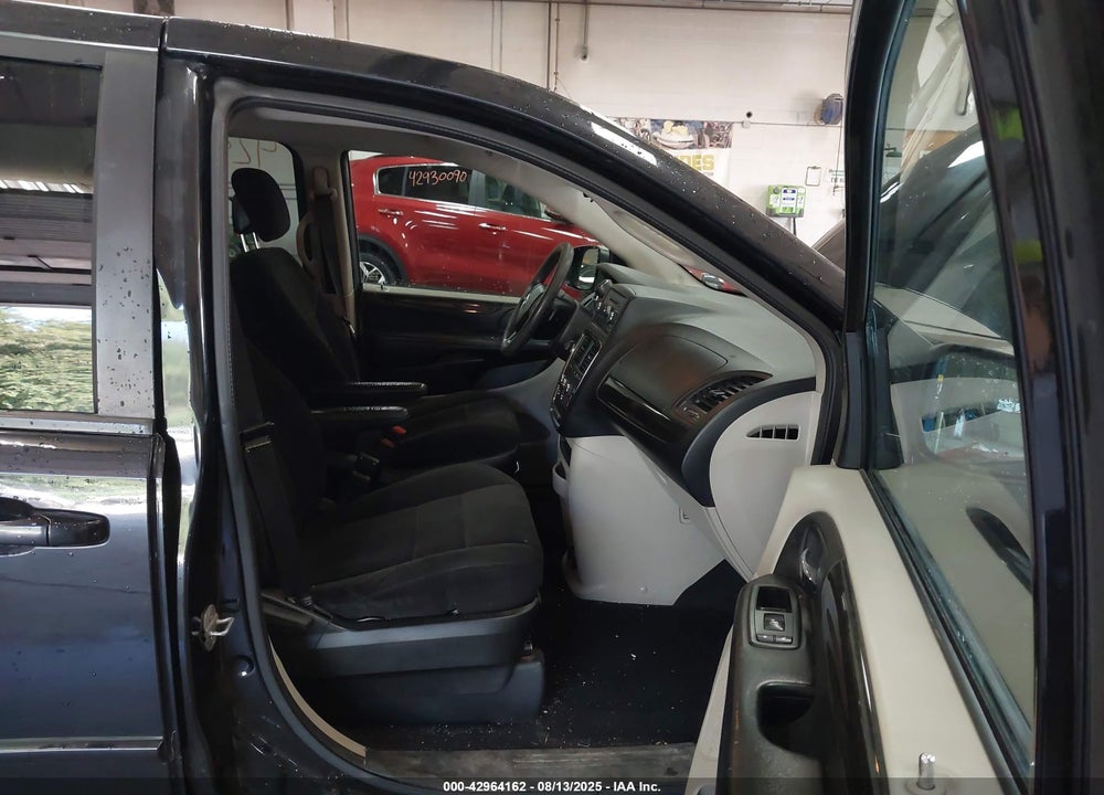2013 DODGE GRAND CARAVAN SXT VIN: 2C4RDGCG9DR528483