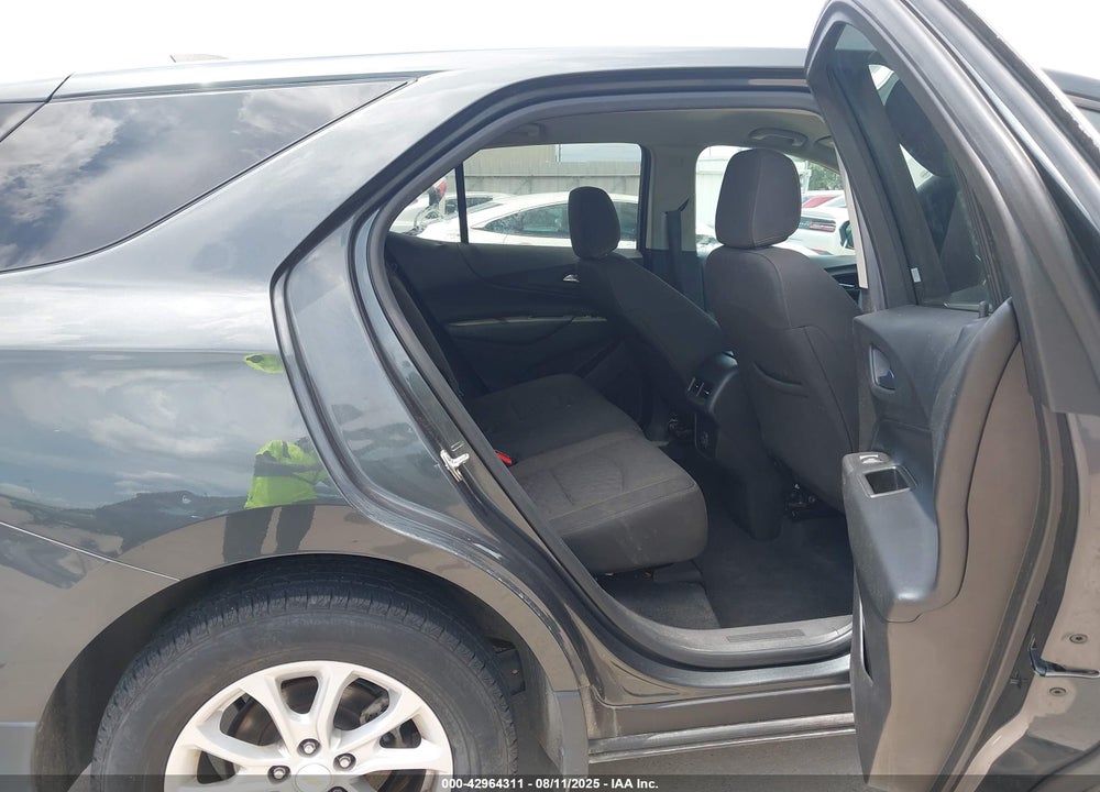 2019 CHEVROLET EQUINOX VIN: 3GNAXKEV1KS568499