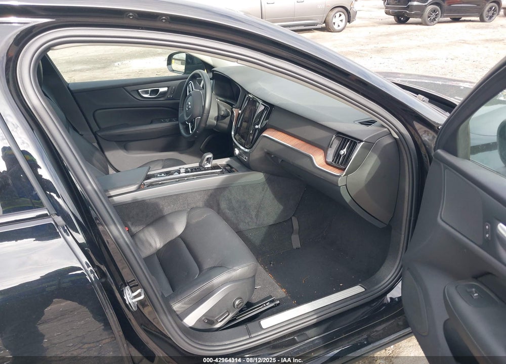 2024 VOLVO S60 VIN: 7JRL12FL5RG318452