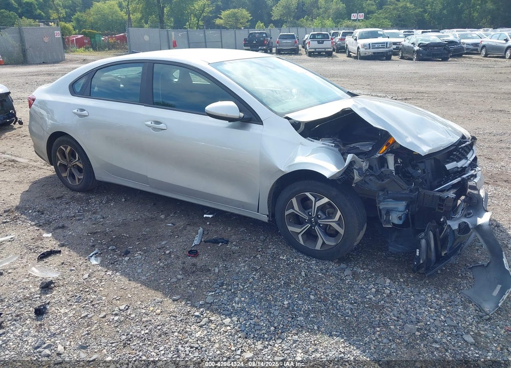 2019 KIA FORTE LXS VIN: 3KPF24AD5KE045118