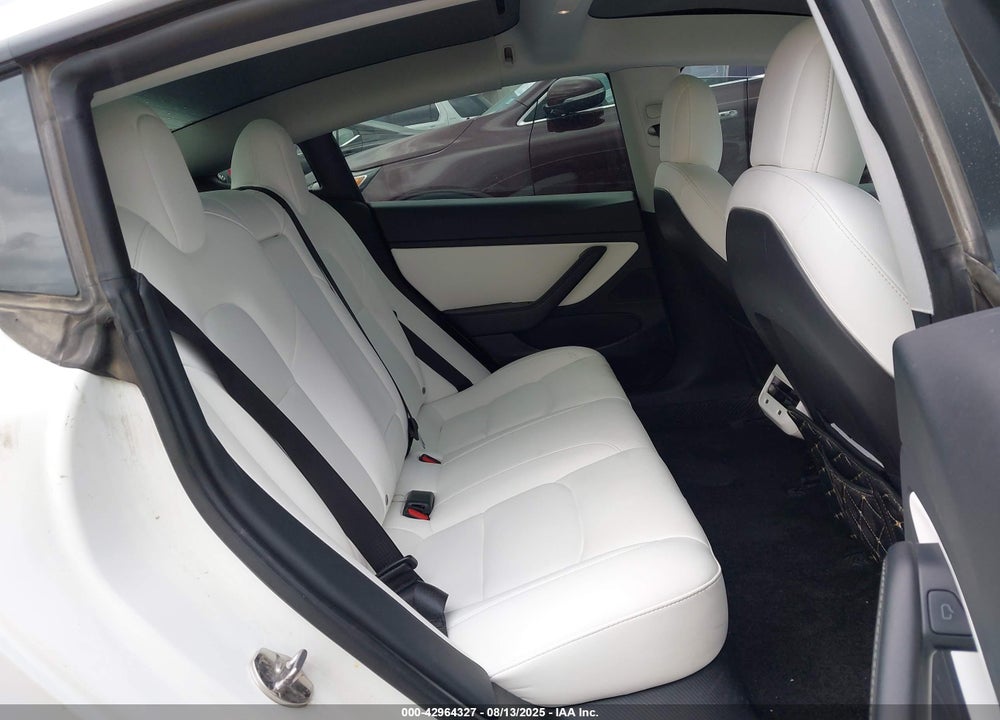 2021 TESLA MODEL 3 VIN: 5YJ3E1EB8MF852828