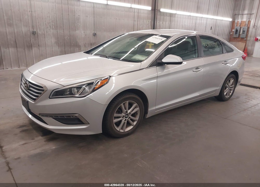 2015 HYUNDAI SONATA VIN: 5NPE24AFXFH130972