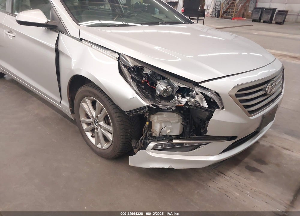 2015 HYUNDAI SONATA VIN: 5NPE24AFXFH130972