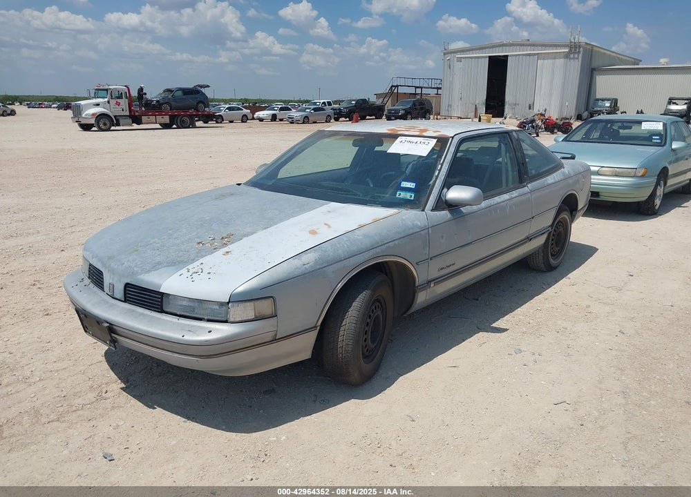 1989 OLDSMOBILE CUTLASS SUPREME VIN: 1G3WH14W6KD360974