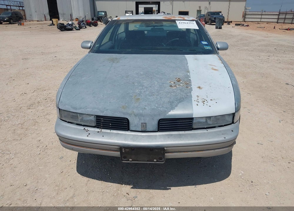 1989 OLDSMOBILE CUTLASS SUPREME VIN: 1G3WH14W6KD360974