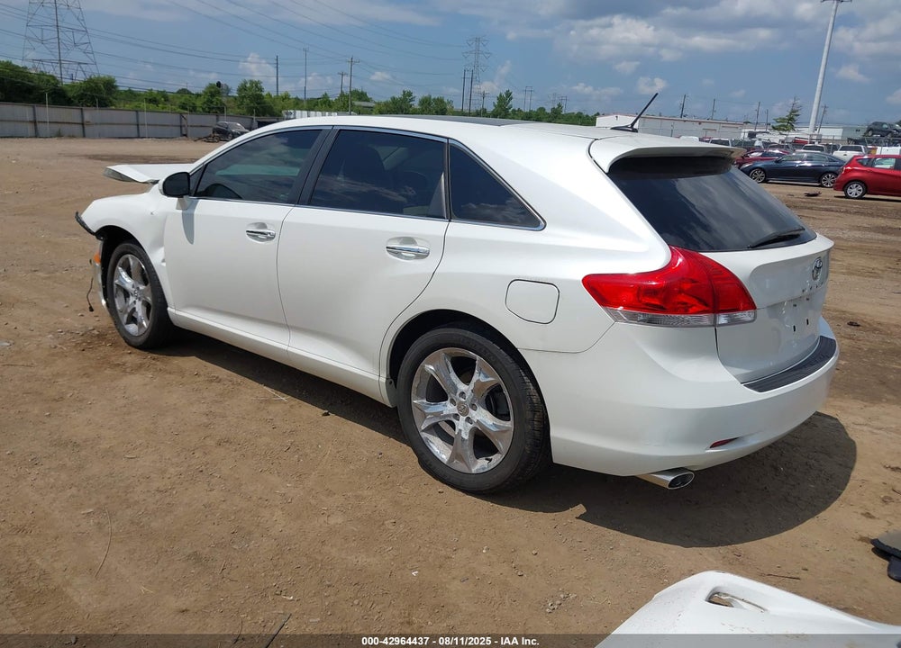 2011 TOYOTA VENZA VIN: 4T3ZK3BB8BU038902