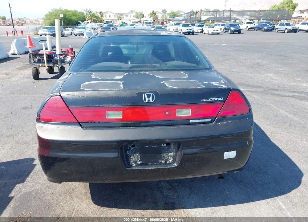 2002 HONDA ACCORD CPE VIN: 1HGCG32072A036919