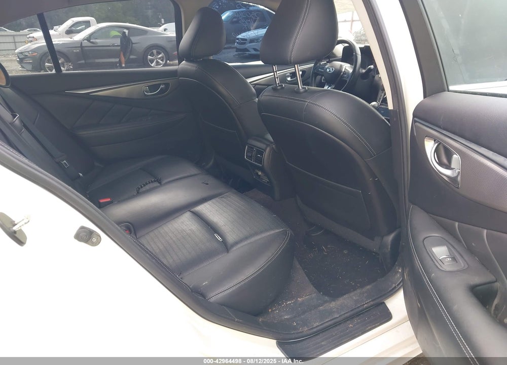 2018 INFINITI Q50 VIN: JN1EV7AP9JM358240