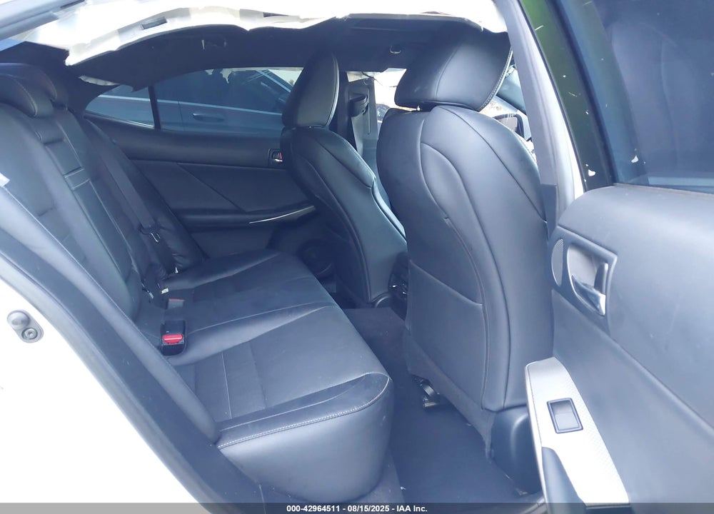 2016 LEXUS IS 350 VIN: JTHBE1D24G5028424
