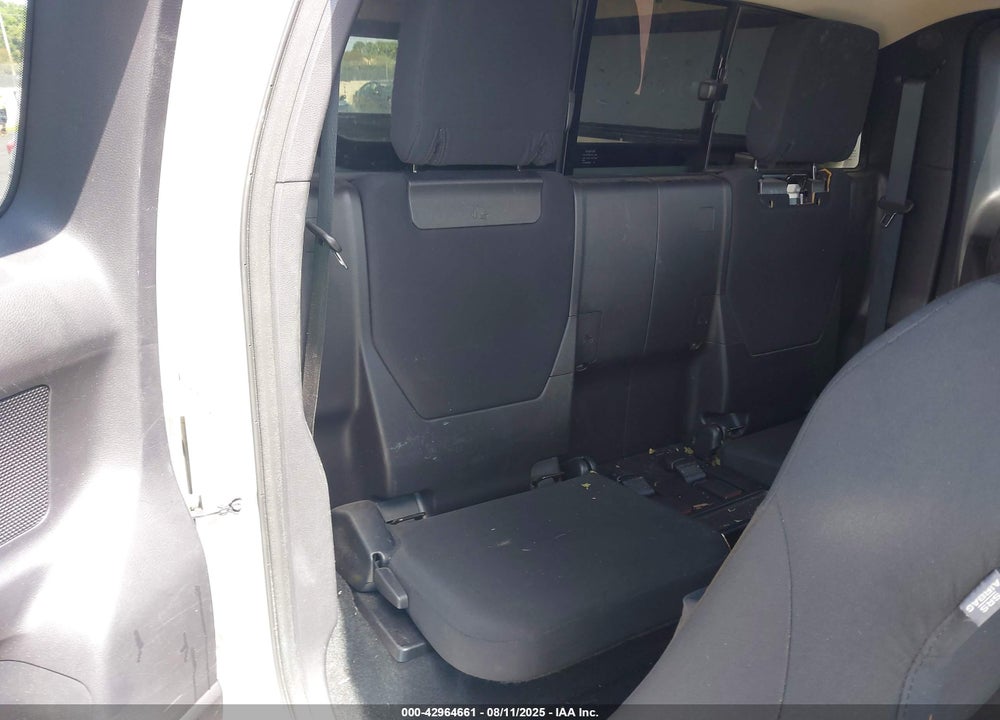 2017 TOYOTA TACOMA VIN: 5TFSZ5AN2HX048852