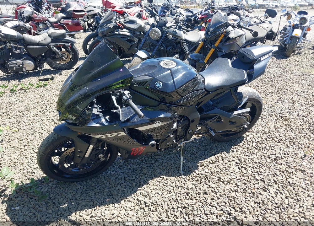 2024 YAMAHA YZFR1 VIN: JYARN66Y7RA001268