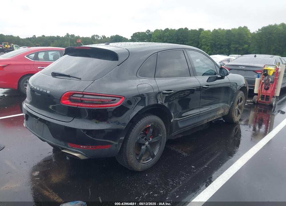 2017 PORSCHE MACAN VIN: WP1AA2A5XHLB06956