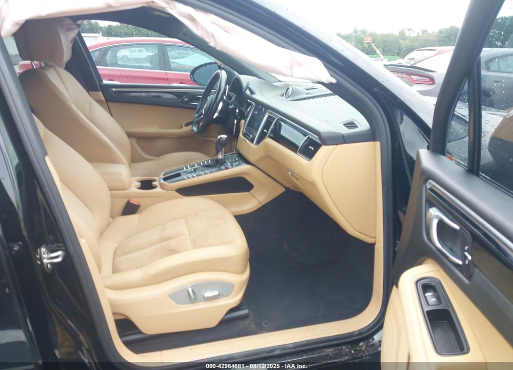 2017 PORSCHE MACAN VIN: WP1AA2A5XHLB06956