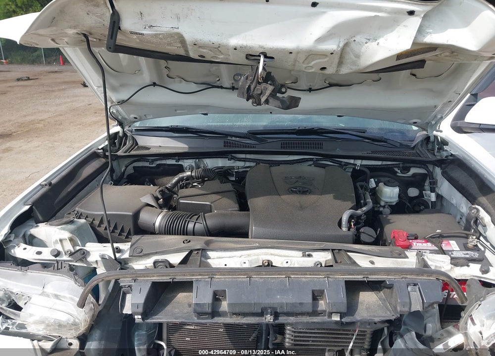 2019 TOYOTA TACOMA VIN: 5TFCZ5AN8KX194944