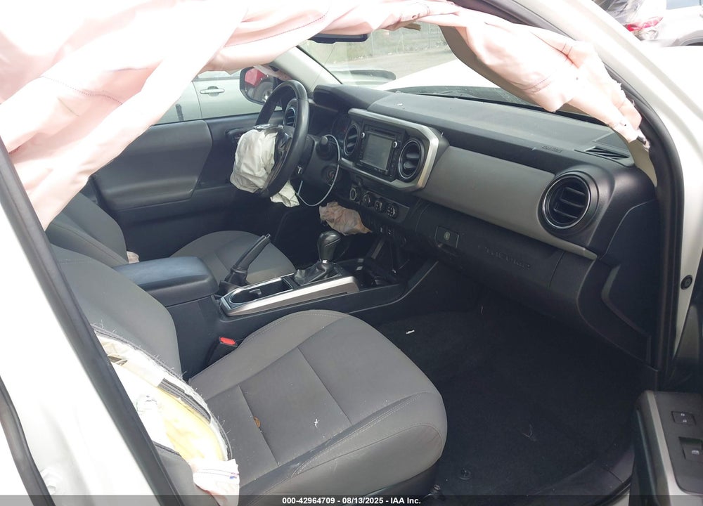 2019 TOYOTA TACOMA VIN: 5TFCZ5AN8KX194944