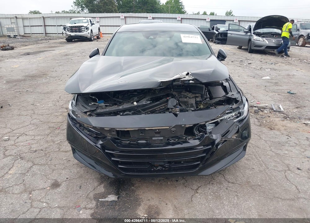 2018 HONDA ACCORD VIN: 1HGCV1F30JA142500