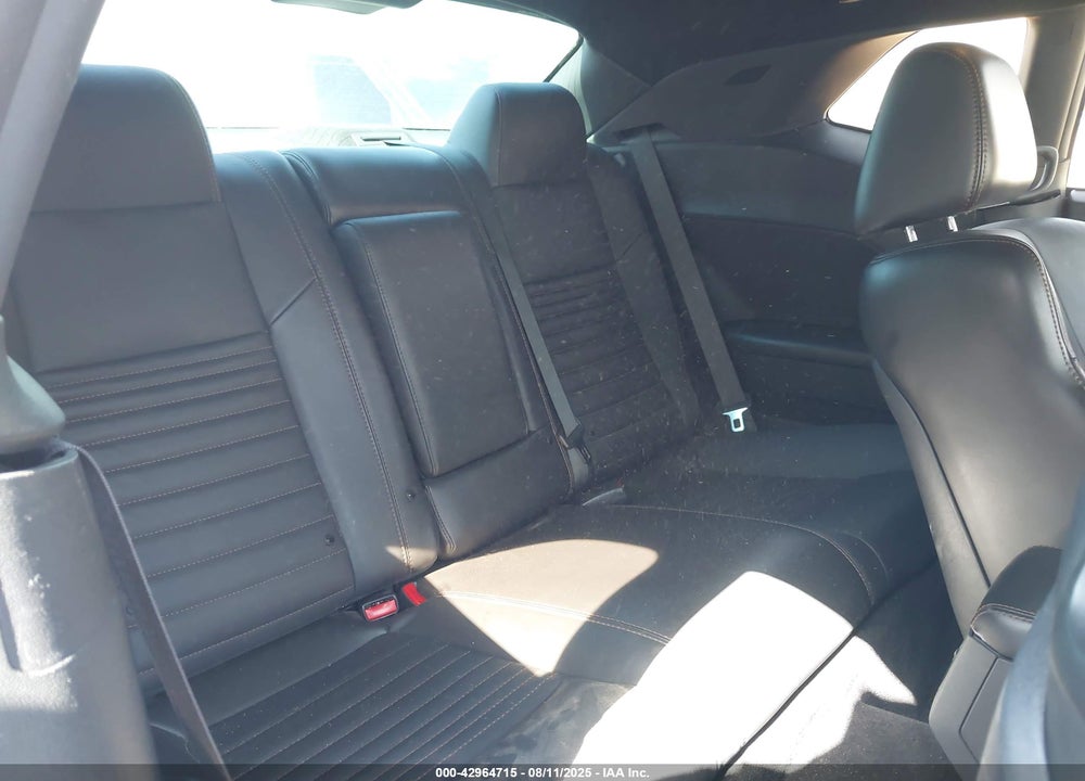 2014 DODGE CHALLENGER SHAKER PKG VIN: 2C3CDYBT7EH281812
