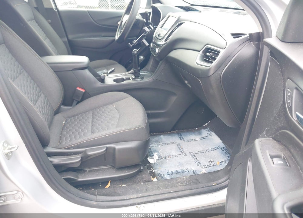 2020 CHEVROLET EQUINOX VIN: 2GNAXUEV4L6255541
