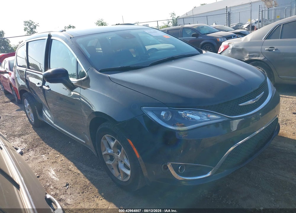 2020 CHRYSLER PACIFICA TOURING L PLUS VIN: 2C4RC1EG0LR108848