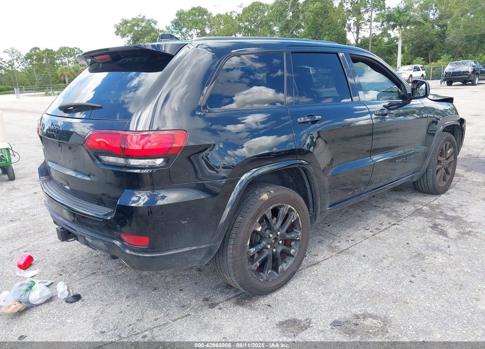 2017 JEEP GRAND CHEROKEE ALTITUDE 4X2 VIN: 1C4RJEAG7HC953375