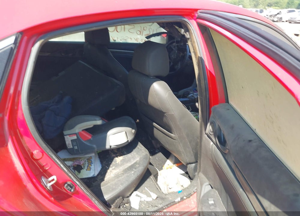 2018 HONDA CIVIC VIN: SHHFK7H74JU221374