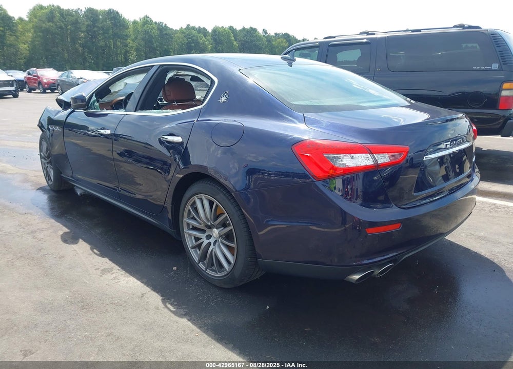 2017 MASERATI GHIBLI VIN: ZAM57XSL2H1235941