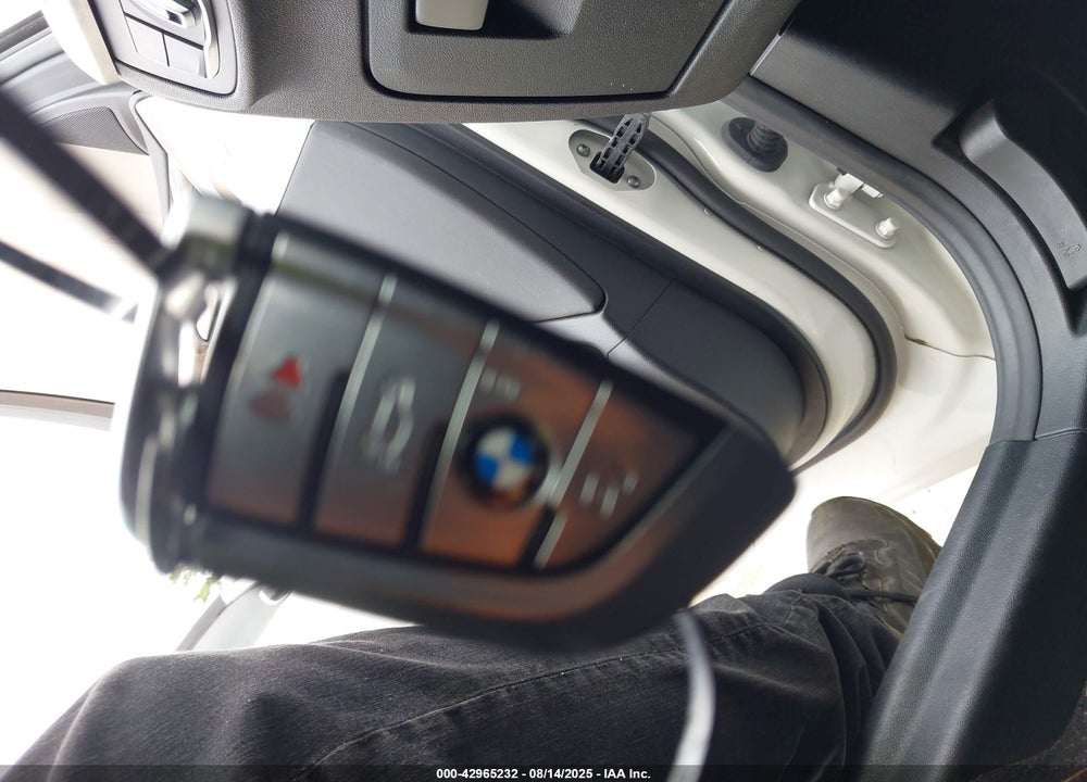 2018 BMW X3 VIN: 5UXTR9C51JLD73158