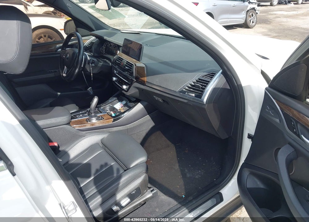 2018 BMW X3 VIN: 5UXTR9C51JLD73158