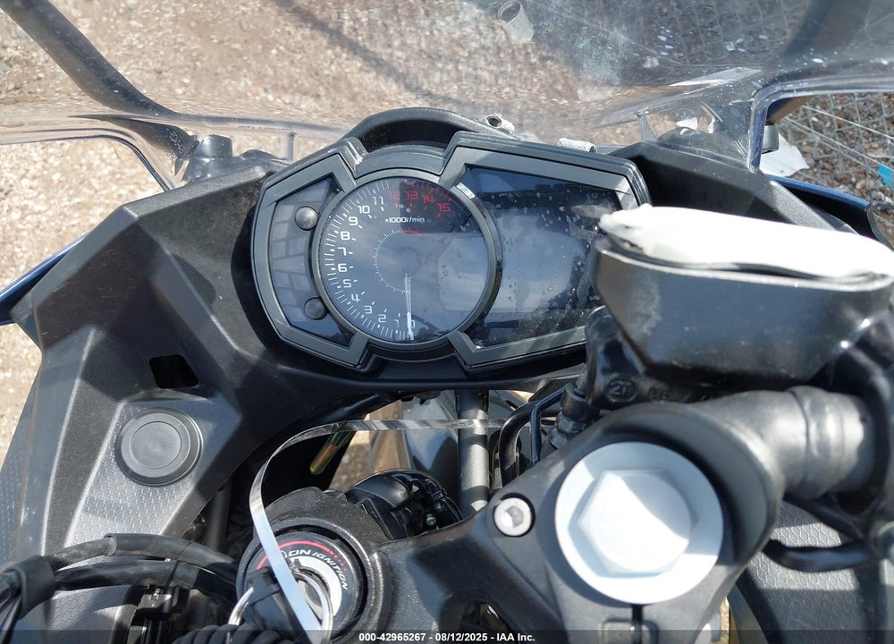 2023 KAWASAKI EX400 VIN: JKAEXKH17PDAN6611