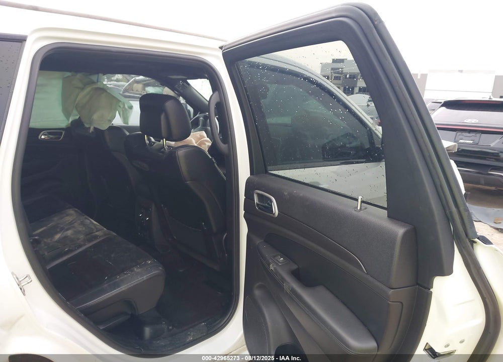 2018 JEEP GRAND CHEROKEE VIN: 1C4RJFAG2JC319967