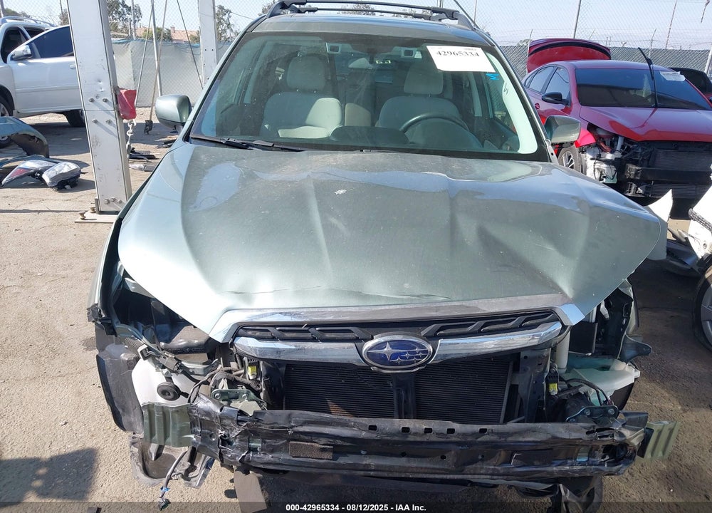 2018 SUBARU FORESTER VIN: JF2SJAGC5JH580636