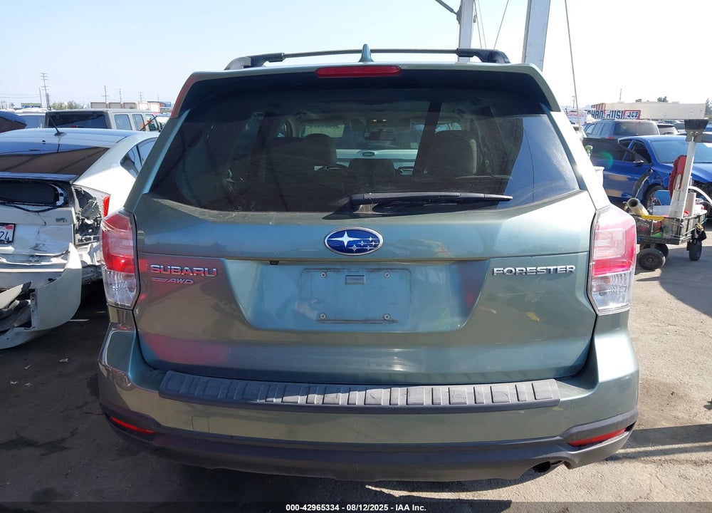2018 SUBARU FORESTER VIN: JF2SJAGC5JH580636